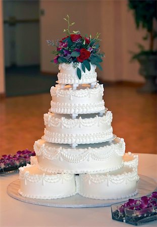 Beautiful Multi-tiered Wedding Cake Stock Photo - Budget Royalty-Free & Subscription, Code: 400-05284666