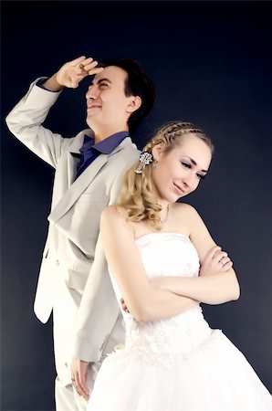 An attractive bride and groom have fallen out Stockbilder - Microstock & Abonnement, Bildnummer: 400-05285507
