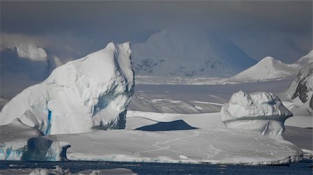 Antarctic iceberg in the snow Stock Photo - Budget Royalty-Free & Subscription, Code: 400-05285831