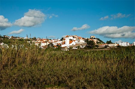 sloun (artist) - Portugal rural life around some mountains, a beautiful rural landscape Stockbilder - Microstock & Abonnement, Bildnummer: 400-05286886