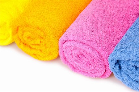 simsearch:400-04855702,k - color towels isolated on white Photographie de stock - Aubaine LD & Abonnement, Code: 400-05287786