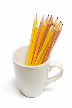 simsearch:400-04775717,k - Pencils in Mug on White Background Photographie de stock - Aubaine LD & Abonnement, Code: 400-05289526