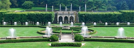 Fountains in garden with green lawn from Longwood Garden, Pennsylvania. Stock Photo - Budget Royalty-Free & Subscription, Code: 400-05280620