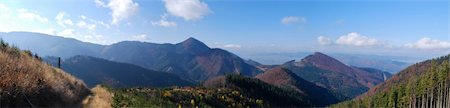 simsearch:400-09237738,k - Panoramic view of mountain autumn scenery Foto de stock - Royalty-Free Super Valor e Assinatura, Número: 400-05281236