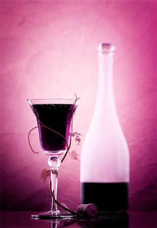 simsearch:400-06796159,k - red wine glass and bottle Stock Photo - Budget Royalty-Free & Subscription, Code: 400-05281666