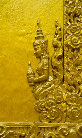 Golden statue of Buddha Stock Photo - Budget Royalty-Free & Subscription, Code: 400-05282309