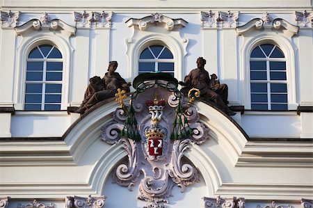 simsearch:400-06393807,k - Detail of famous palace in Prague - Czech Republic Stockbilder - Microstock & Abonnement, Bildnummer: 400-05282503