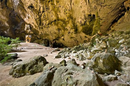 famous cave Tham Phraya Nakhon in national park Khao Sam Roi Yot Stockbilder - Microstock & Abonnement, Bildnummer: 400-05283196