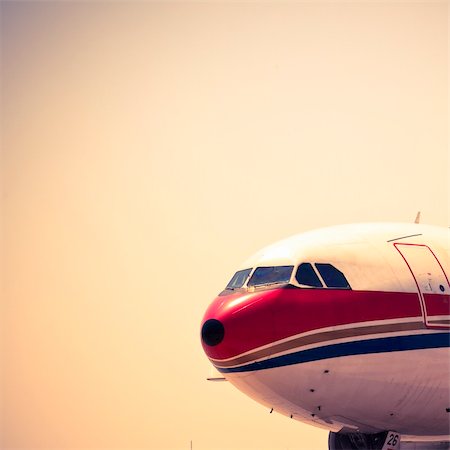 airplane is waiting for departure in pudong airport shanghai china. Stock Photo - Budget Royalty-Free & Subscription, Code: 400-05283672