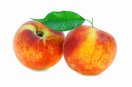 Peaches on a white background Fotografie stock - Microstock e Abbonamento, Codice: 400-05283867