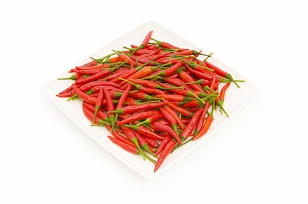 simsearch:400-04288181,k - Hot peppers isolated on the white background Photographie de stock - Aubaine LD & Abonnement, Code: 400-05294077