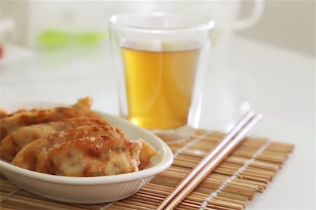 simsearch:400-04025064,k - Fried Dumplings Chinese Style Cuisine as Meal Stock Photo - Budget Royalty-Free & Subscription, Code: 400-05295258