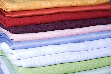 simsearch:400-04855702,k - close-up view of stack of textile Photographie de stock - Aubaine LD & Abonnement, Code: 400-05296034