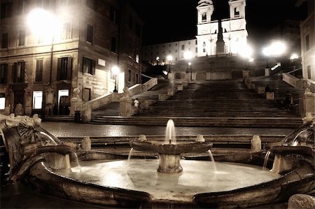 simsearch:400-05317884,k - Piazza di Spagna of night in Rome, Italy Foto de stock - Super Valor sin royalties y Suscripción, Código: 400-05296139