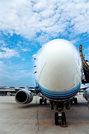 airplane is waiting for departure in pudong airport shanghai china. Stock Photo - Budget Royalty-Free & Subscription, Code: 400-05297411