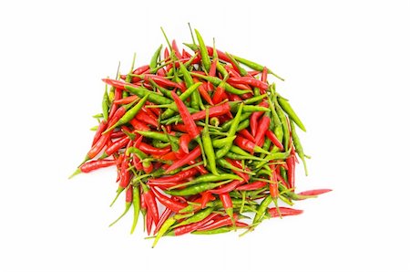 simsearch:693-08127339,k - Red and green peppers isolated on the white Stockbilder - Microstock & Abonnement, Bildnummer: 400-05297465