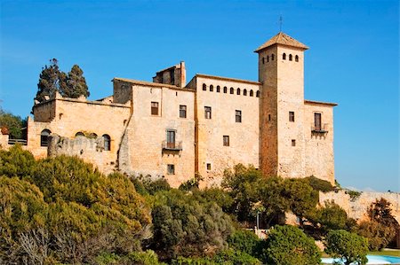 A view of Tamarit Castle, in Tarragona, Spain Stock Photo - Budget Royalty-Free & Subscription, Code: 400-05297646