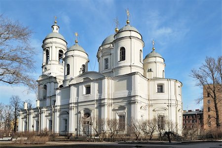 Very beautiful St. Vladimir's Cathedral in St.Petersburg Photographie de stock - Aubaine LD & Abonnement, Code: 400-05298375