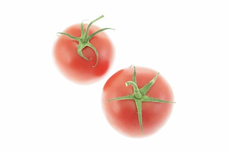 simsearch:400-05369257,k - Tomatoes on White Background Photographie de stock - Aubaine LD & Abonnement, Code: 400-05290019