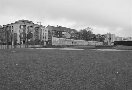 east germany - The Berlin Wall (Berliner Mauer) in Germany Stock Photo - Budget Royalty-Free & Subscription, Code: 400-05290093