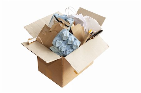 simsearch:400-04775658,k - Box of Rubbish for Recycling on White Background Photographie de stock - Aubaine LD & Abonnement, Code: 400-05290530