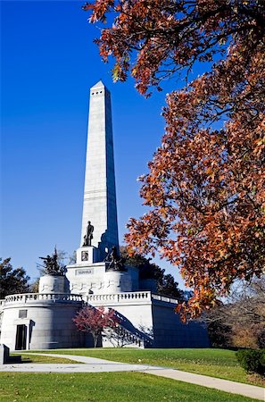 Lincoln's Tomb in Springfield, Illinois, USA. Stock Photo - Budget Royalty-Free & Subscription, Code: 400-05292349