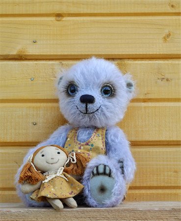 Teddy bear Chupa with girlfriend. Handmade, the sewed toy Stock Photo - Budget Royalty-Free & Subscription, Code: 400-05292648
