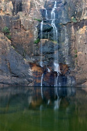 parque nacional de kakadu - Waterfall - Kakadu National Park, Australia Foto de stock - Royalty-Free Super Valor e Assinatura, Número: 400-05292760