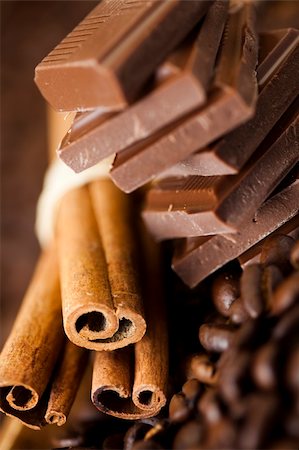 Cinnamon and Chocolate Stock Photo - Budget Royalty-Free & Subscription, Code: 400-05292837