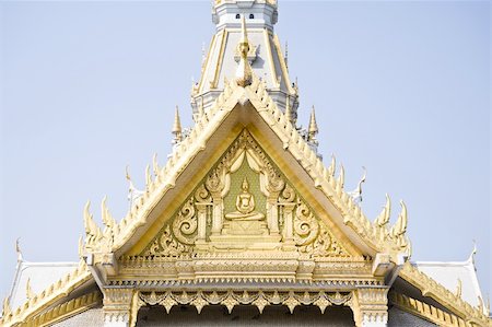 simsearch:400-04325896,k - roof thai temple So Thon Temple Chachengsao In Thailand Photographie de stock - Aubaine LD & Abonnement, Code: 400-05306339