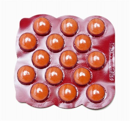 simsearch:400-05135660,k - Pack of orange medicine pills isolated on white background Stockbilder - Microstock & Abonnement, Bildnummer: 400-05307286