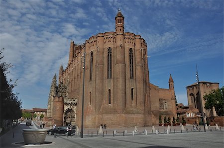 the imposing structure of the cathedral of albi(french) Photographie de stock - Aubaine LD & Abonnement, Code: 400-05307388