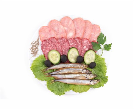 simsearch:400-06852716,k - sausages with kipper fish isolated on white Stockbilder - Microstock & Abonnement, Bildnummer: 400-05308115