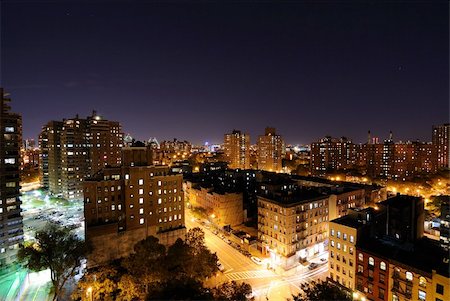 Skyline of lower manhattan in New York City with public housing high rises. Stock Photo - Budget Royalty-Free & Subscription, Code: 400-05309040