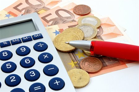 simsearch:400-08160410,k - macro of euro bills and coins can be used as background Stockbilder - Microstock & Abonnement, Bildnummer: 400-05309882