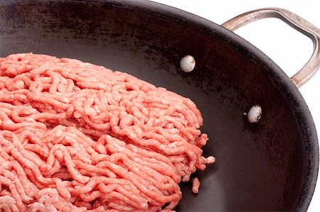 simsearch:695-05773485,k - Freshly ground meat for cooking meat delicacies. Foto de stock - Royalty-Free Super Valor e Assinatura, Número: 400-05301371