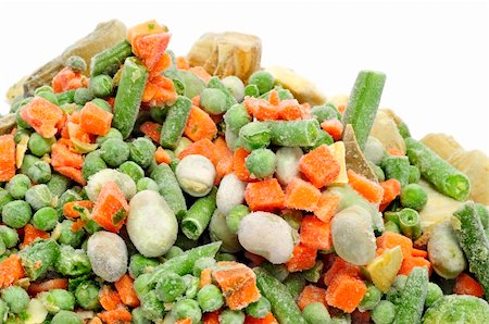 frozen vegetables - frozen vegetables mix isolated on a white background Stock Photo - Budget Royalty-Free & Subscription, Code: 400-05301773