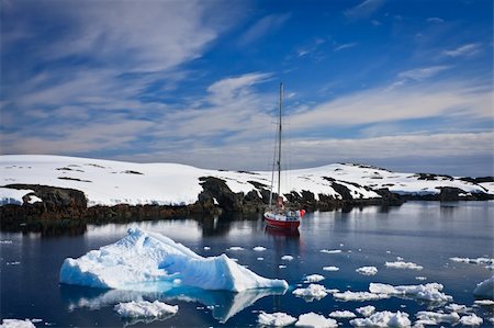 simsearch:400-05159933,k - yacht sailing among the glaciers in Antarctica Stock Photo - Budget Royalty-Free & Subscription, Code: 400-05302680