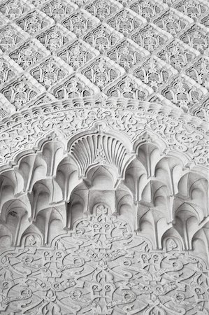 Detail of a wall with decorative plasterwork Stockbilder - Microstock & Abonnement, Bildnummer: 400-05314157
