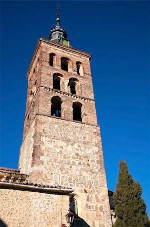 segovia - Church Tower in Segovia, Spain. Foto de stock - Super Valor sin royalties y Suscripción, Código: 400-05315554