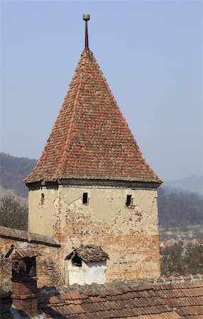 sighisoara - A small tower from Sighisoara fortress,Transylvania,Romania. Photographie de stock - Aubaine LD & Abonnement, Code: 400-05316170