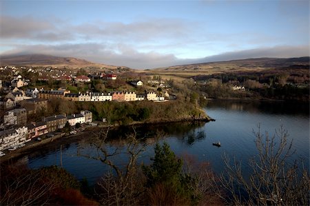 portree - Early morning view of Portree, Isle of Skye Foto de stock - Super Valor sin royalties y Suscripción, Código: 400-05317367