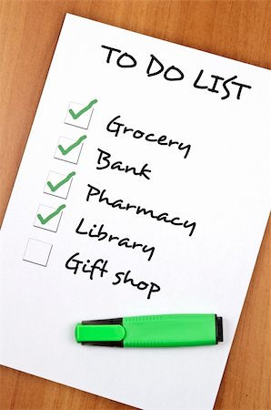 simsearch:700-03554424,k - To do list with Gift shop not checked Stockbilder - Microstock & Abonnement, Bildnummer: 400-05319039