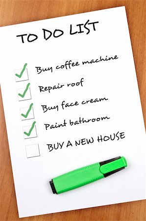 faire - To do list with Buy new house not checked Photographie de stock - Aubaine LD & Abonnement, Code: 400-05319061
