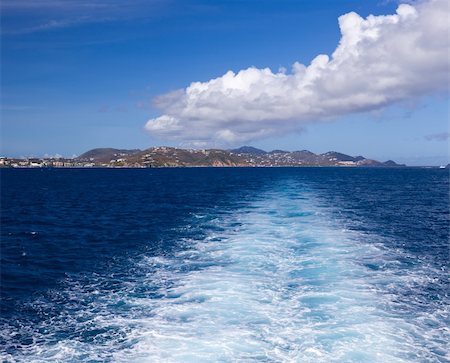 simsearch:400-05310231,k - Leaving Red Hook harbor on the island of St Thomas in the Caribbean Fotografie stock - Microstock e Abbonamento, Codice: 400-05310236