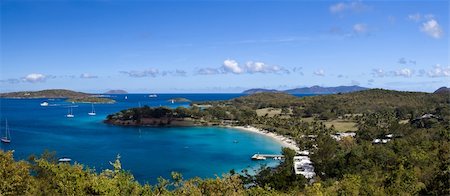 simsearch:400-05149606,k - Panorama of Caneel Bay on the Caribbean island of St John in the US Virgin Islands Foto de stock - Royalty-Free Super Valor e Assinatura, Número: 400-05310239