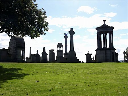 simsearch:400-05260380,k - The Glasgow necropolis, Victorian gothic garden cemetery in Scotland Foto de stock - Royalty-Free Super Valor e Assinatura, Número: 400-05312483