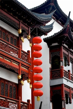 Red chinese lanterns decoration for Chinese New Year celebration -Yu Garden -Shanghai - Republic of China Stock Photo - Budget Royalty-Free & Subscription, Code: 400-05312918