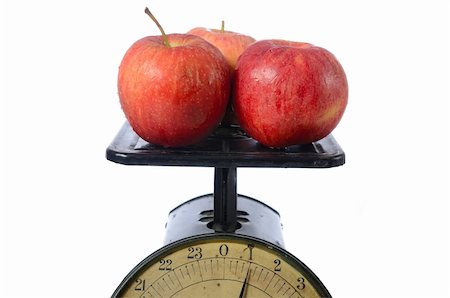 One pound of red apples on an old vintage scale. Stock Photo - Budget Royalty-Free & Subscription, Code: 400-05325274