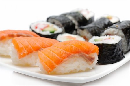 simsearch:400-08192842,k - Different Types of Maki Sushi and Nigiri Sushi in Sushi Set Foto de stock - Super Valor sin royalties y Suscripción, Código: 400-05326082